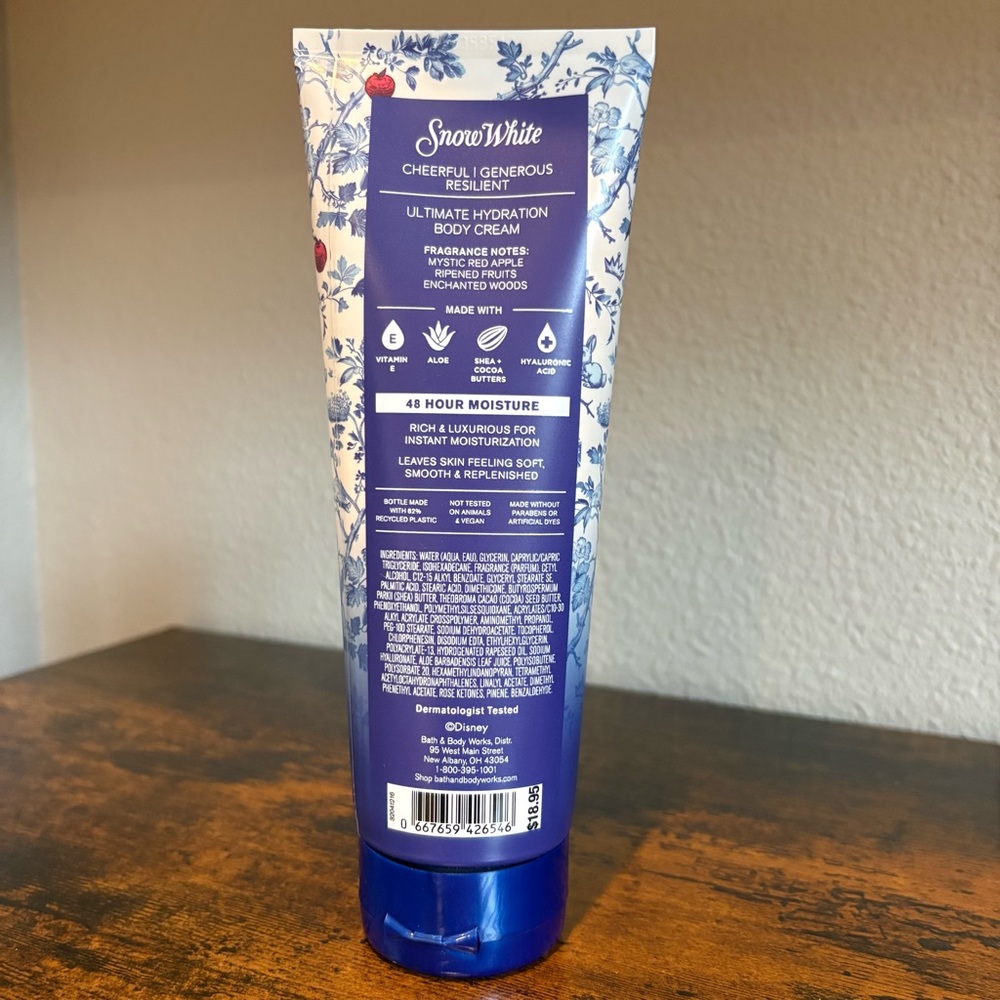 Snow White Disney Princess Ultimate Hydration Body Cream Shea Butter Lotion - Picture 2 of 4
